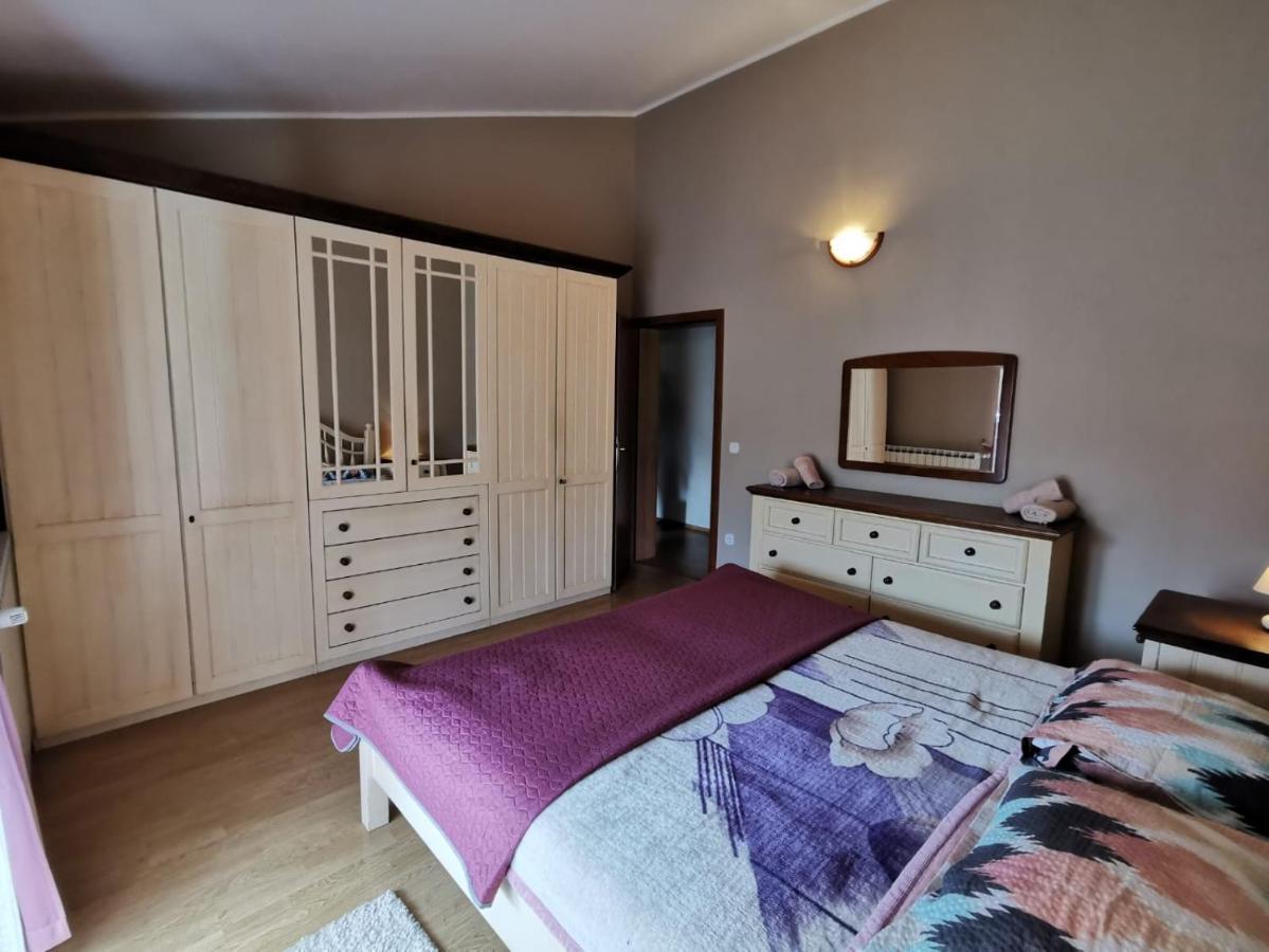 Holiday Home Victoria Porec Bagian luar foto